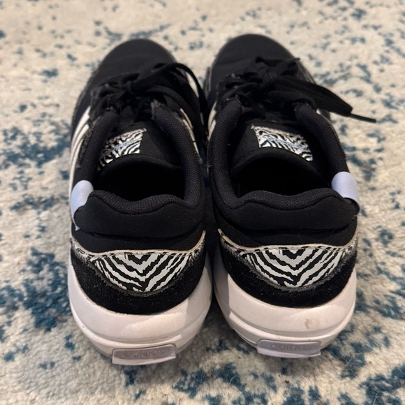 Adidas Retrorun Zebra accent black men’s size 8 Running Shoes athletic active - Picture 4 of 9